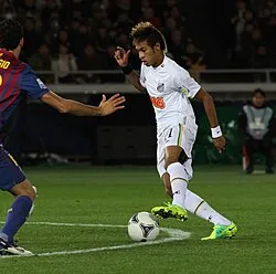 Ancelotti confirma Neymar de volta contra a Escócia, mas titularidade segue em xeque