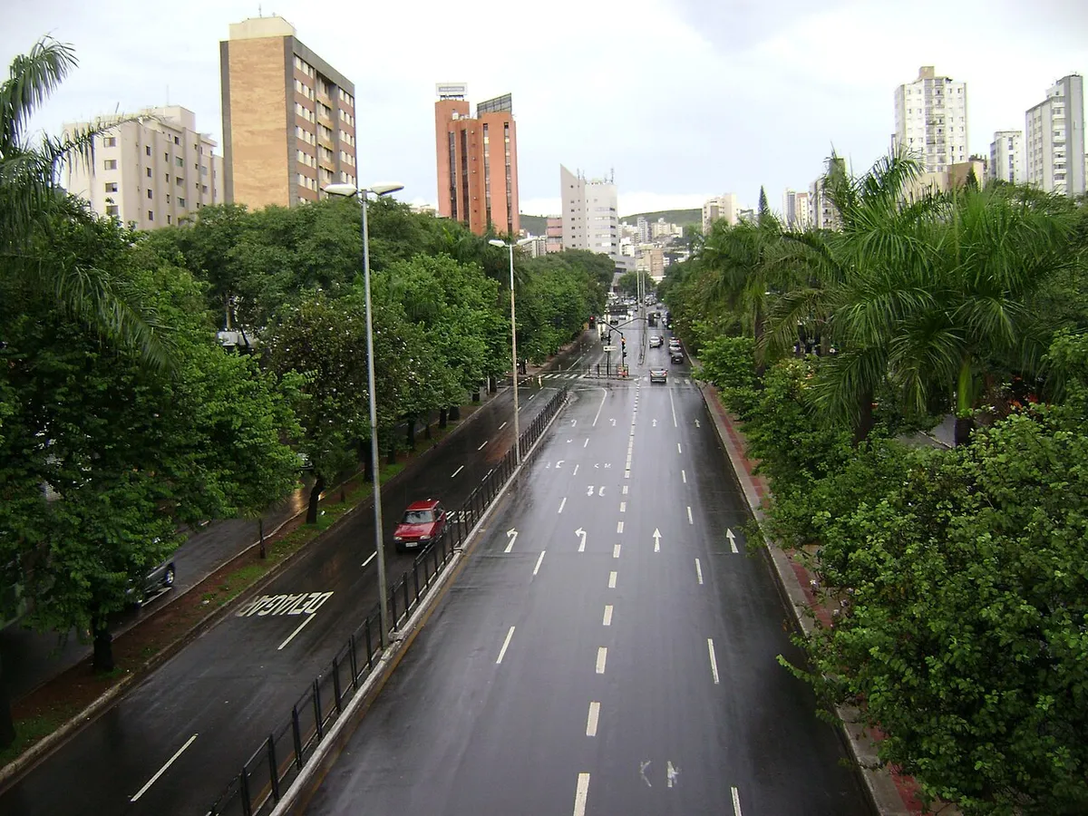 Avenida Nossa Senhora do Carmo
