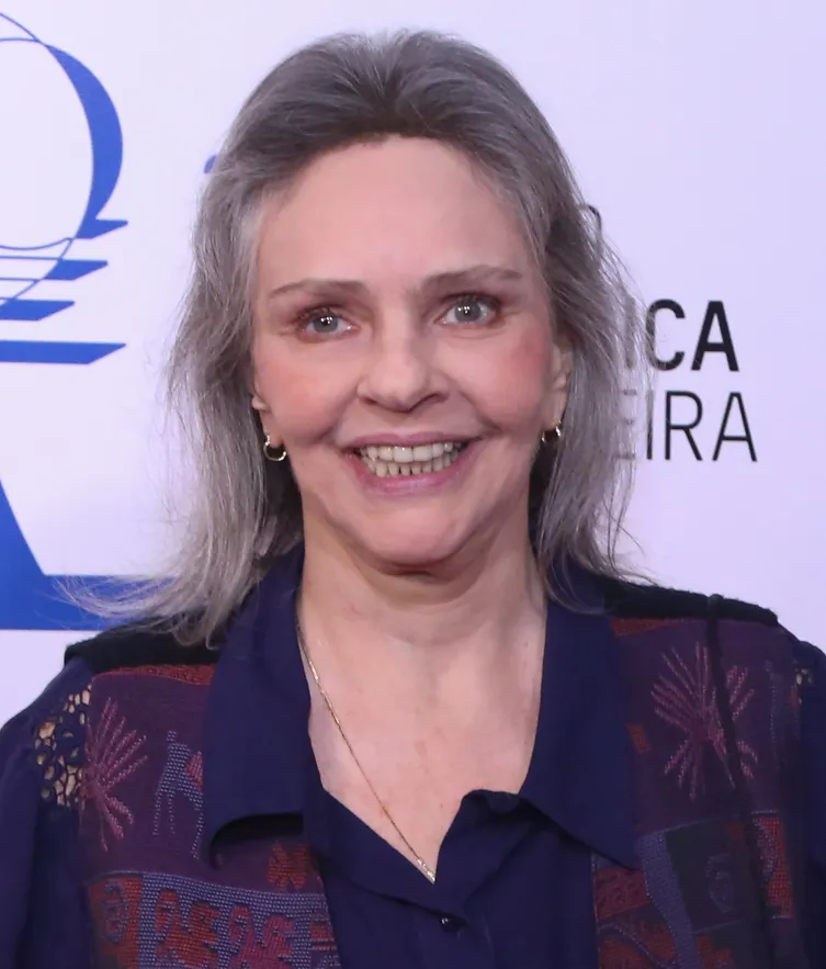 Angela Ro Ro