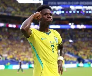 Brasil vence a Escócia, garante liderança e Neymar volta ao jogo