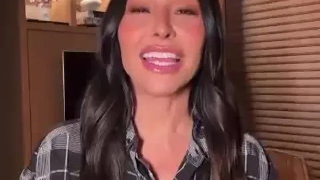 Sabrina Sato 'paga a língua' e organiza chá revelação intimista em casa