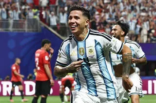 Revolta nas Redes: Torcedores Chamam de 'Roubo' Anulação de Gol do Egito Contra a Argentina
