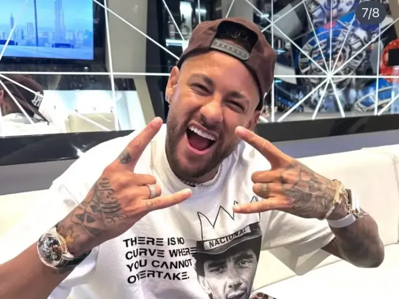 Neymar some com aliança em balada de NY e vira alvo de memes sobre novas paternidades
