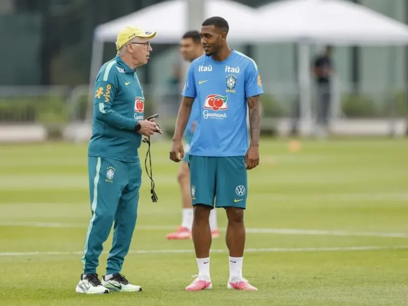 Rayan é favorito para assumir vaga de Raphinha no ataque do Brasil contra a Escócia